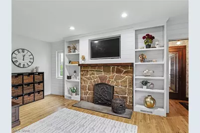 6209 Columbus Road NE, Louisville, OH 44641 - Photo 14