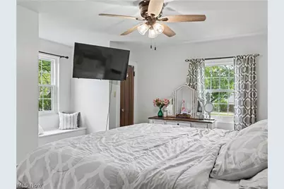 6209 Columbus Road NE, Louisville, OH 44641 - Photo 26
