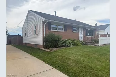 1606 36th Street NE, Canton, OH 44714 - Photo 2