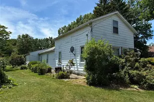 1440 Rockefeller Rd, Wickliffe, OH 44092 - Photo 2