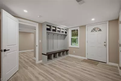 17366 Market Street, Lake Milton, OH 44429 - Photo 12