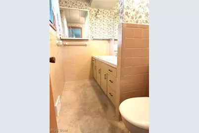 330 Weber Avenue NE, North Canton, OH 44720 - Photo 16