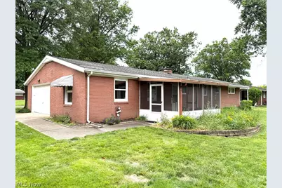 330 Weber Avenue NE, North Canton, OH 44720 - Photo 4
