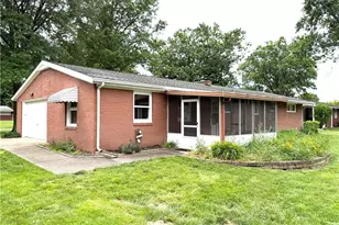 330 Weber Ave NE, North Canton, OH 44720 - Photo 4