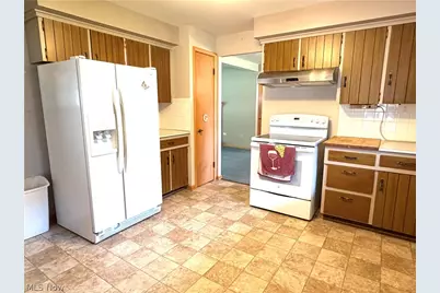 330 Weber Avenue NE, North Canton, OH 44720 - Photo 10