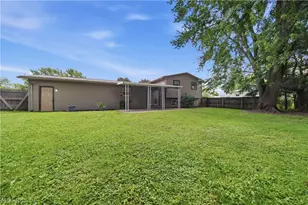 1819 Stonehenge Ave NW, Massillon, OH 44646 - Photo 32