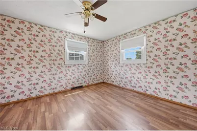1819 Stonehenge Avenue NW, Massillon, OH 44646 - Photo 20