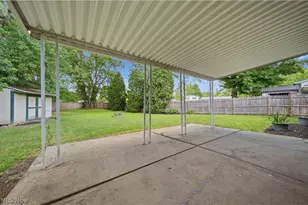 1819 Stonehenge Ave NW, Massillon, OH 44646 - Photo 26