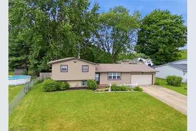 1819 Stonehenge Avenue NW, Massillon, OH 44646 - Photo 36