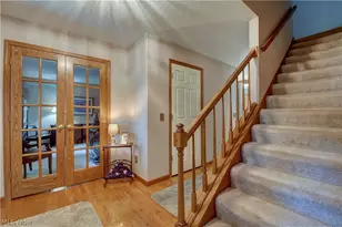 995 Clearview Dr SE, New Philadelphia, OH 44663 - Photo 4