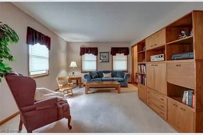 995 Clearview Drive SE, New Philadelphia, OH 44663 - Photo 16