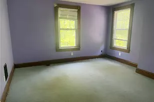 261 E Main St, St Clairsville, OH 43950 - Photo 12