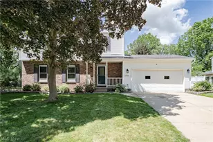 1969 Willowdale Dr, Stow, OH 44224 - Photo 2