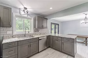 1969 Willowdale Dr, Stow, OH 44224 - Photo 8