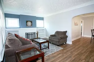 3698 Menlo Rd, Huber Heights, OH 44120 - Photo 2