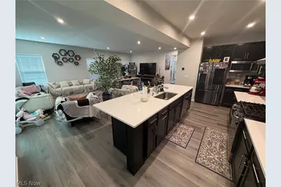 6227 Krystina Run, Lorain, OH 44053 - Photo 8