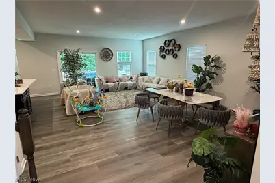 6227 Krystina Run, Lorain, OH 44053 - Photo 6