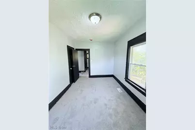 11617 Ely Avenue, Loveland, OH 44120 - Photo 10