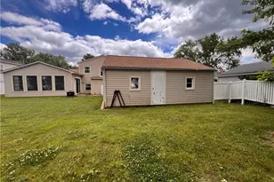 5664 Colgate Dr, Youngstown, OH 44515 - Photo 10