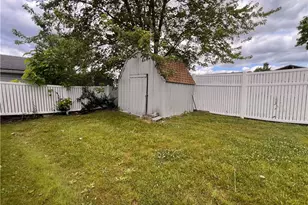 5664 Colgate Dr, Youngstown, OH 44515 - Photo 14