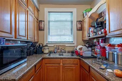 531 Fernwood Drive, Akron, OH 44320 - Photo 16