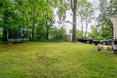 531 Fernwood Drive, Akron, OH 44320 - Photo 6