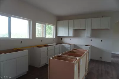 15 Huron Trail, Malvern, OH 44644 - Photo 2