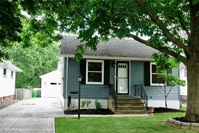 1325 Elmwood Road, Mayfield Heights, OH 44124 - Photo 2