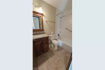 4842 Red Pine Way, North Ridgeville, OH 44039 - Photo 10