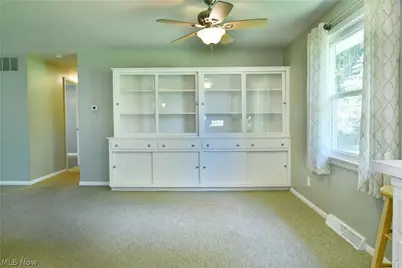 2141 North Road NE, Warren, OH 44483 - Photo 14