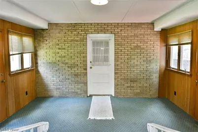 2141 North Road NE, Warren, OH 44483 - Photo 46