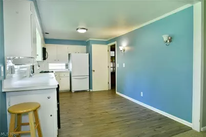2141 North Road NE, Warren, OH 44483 - Photo 16