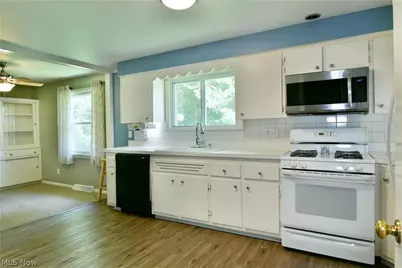 2141 North Road NE, Warren, OH 44483 - Photo 18