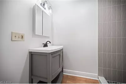 28300 Aurora Road, Solon, OH 44139 - Photo 32