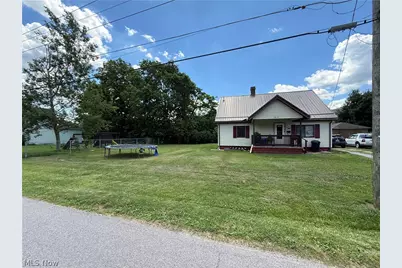 2014 Ohio Avenue, East Liverpool, OH 43920 - Photo 1