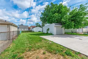 3018 Russell Ave, Parma, OH 44134 - Photo 6