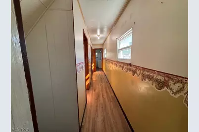 529 Railroad Street, Chester, WV 26034 - Photo 14