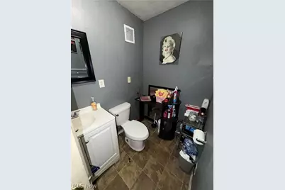 2028 W 104th Street, Loveland, OH 44102 - Photo 6