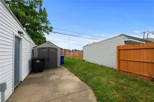 13101 Tyler Ave, Loveland, OH 44111 - Photo 28