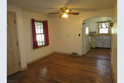1327 Chelton Drive, Kent, OH 44240 - Photo 6