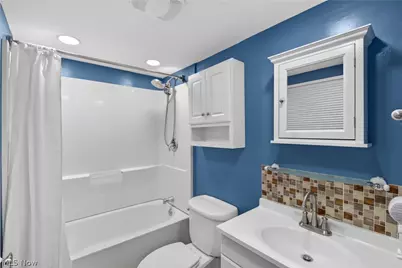 533 Tollis Parkway #1-02, Grandview Heights, OH 44147 - Photo 16