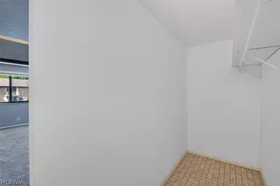 533 Tollis Parkway #1-02, Grandview Heights, OH 44147 - Photo 20