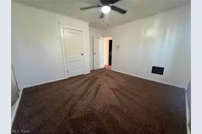 403 N Saint Clair Street, Girard, OH 44420 - Photo 20