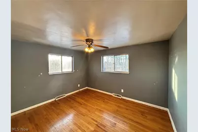 137 Clay Street, Weirton, WV 26062 - Photo 8