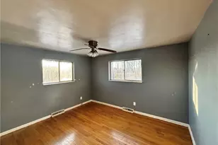 137 Clay St, Weirton, WV 26062 - Photo 6