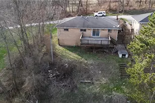 137 Clay St, Weirton, WV 26062 - Photo 32