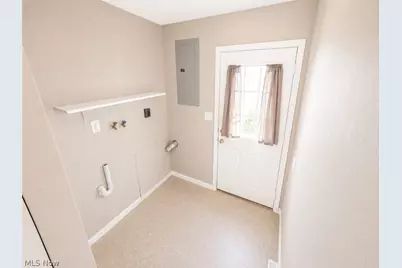 351 Devonshire Road, Vermilion, OH 44089 - Photo 12