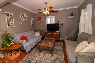 204 House Court, Fairport Harbor, OH 44077 - Photo 4