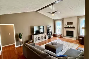 4842 Ridge Rd, Wadsworth, OH 44281 - Photo 8