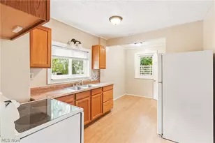 285 Sumner Ct, Akron, OH 44311 - Photo 6